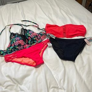 Swim pieces - 2 tops - 2 bottoms